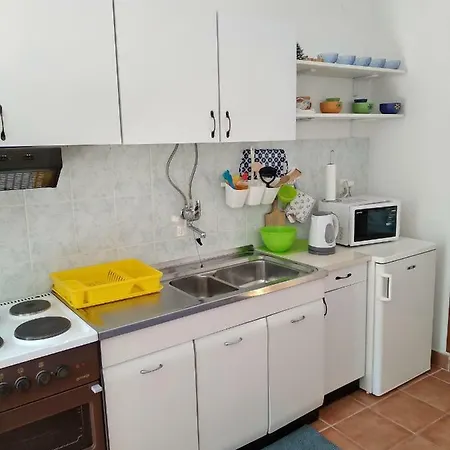 Fjaka Apartment *
